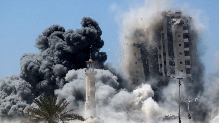 Parolin: trágica situação em Gaza, que se acabe com a carnificina na Ucrânia