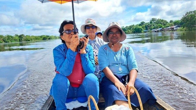 Peru: Franciscanas de Maria em missão nas aldeias da floresta amazônica