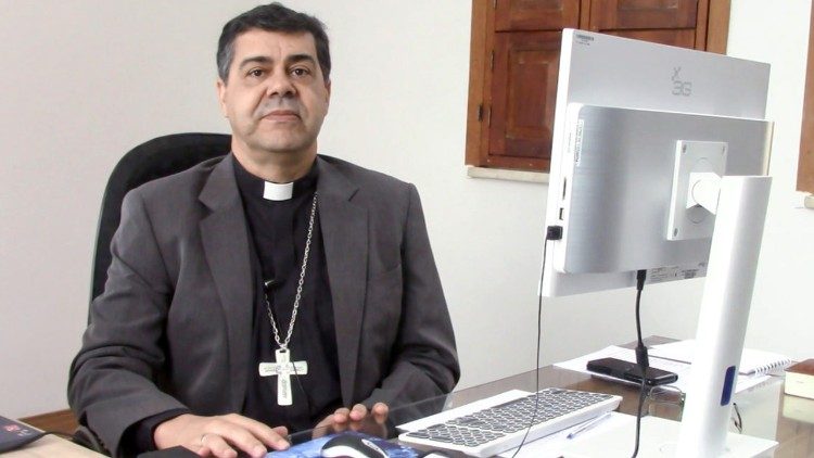 Dom Oriolo: Criação divina e a era dos algoritmos Dom Oriolo: Criação divina e a era dos algoritmos