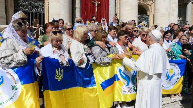 Mães ucranianas: que o mundo nos ajude a restaurar a paz