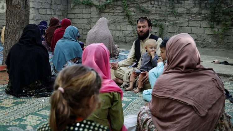 Afeganistão: ONU pede 22 milhões para crianças vítimas do terremoto