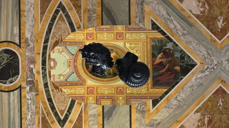 Wangechi Mutu – A ancestralidade africana na Galleria Borghese em Roma Wangechi Mutu – A ancestralidade africana na Galleria Borghese em Roma