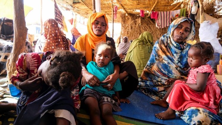 Cerco a Al Fashir agrava a emergência humanitária no Sudão