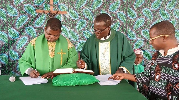 Padre Tchindemba destaca partilha e comunhão na Comunidade São Ponciano