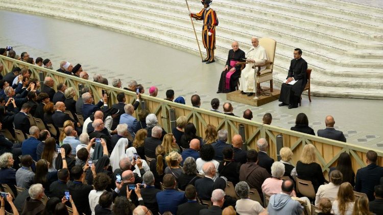 Leão XIV: Maria nos protege das ideologias