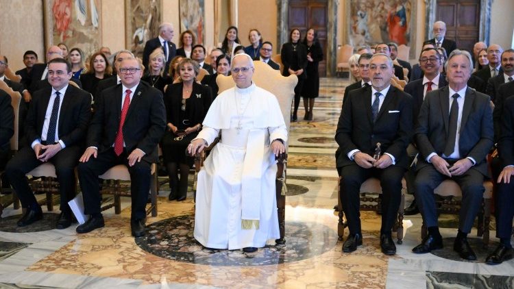 O Papa: relação médico-paciente é importante. A IA nunca poderá substituir o médico