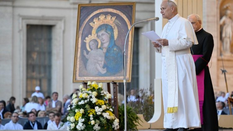 Papa evoca os valores cristãos num mundo dilacerado por violências e guerras