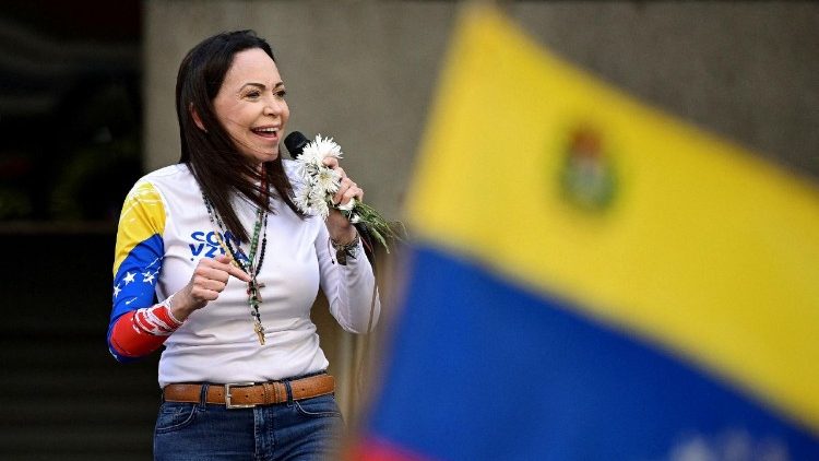 Nobel da Paz 2025 vai para a política e ativista venezuelana Machado