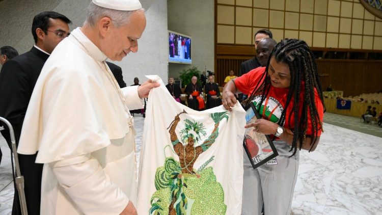 Leão XIV: as periferias clamam por justiça e solidariedade