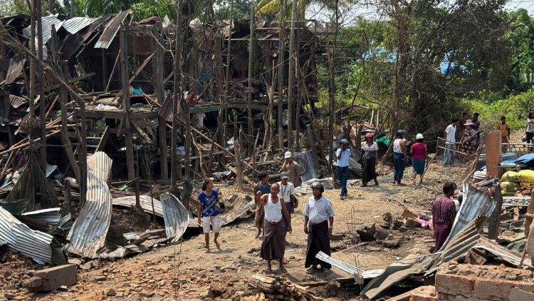 Leão XIV: que a Comunidade internacional não se esqueça dos sofrimentos de Mianmar