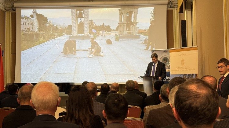 Na Academia Húngara, uma exposição sobre restauração do patrimônio cristão do Líbano