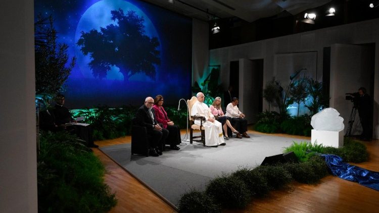 Movimento Laudato Si’ entrega as Contribuições Determinadas pelos Povos à presidência da COP30