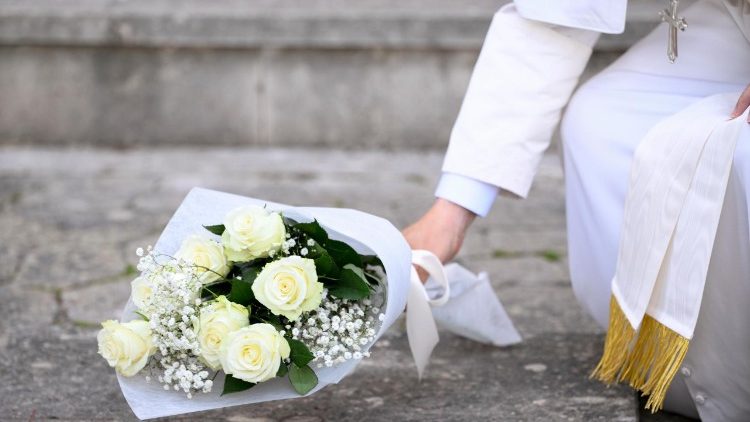 A esperança em Leão XIV nas provações e no silêncio