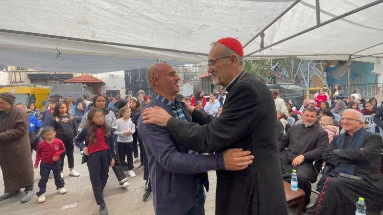 Cardeal Pizzaballa em Gaza para celebrar o Natal