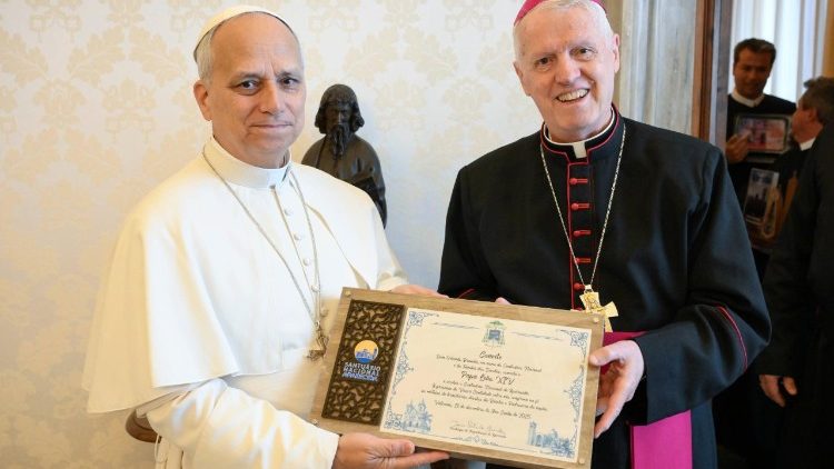 Papa recebe convite oficial para visitar o Santuário de Aparecida