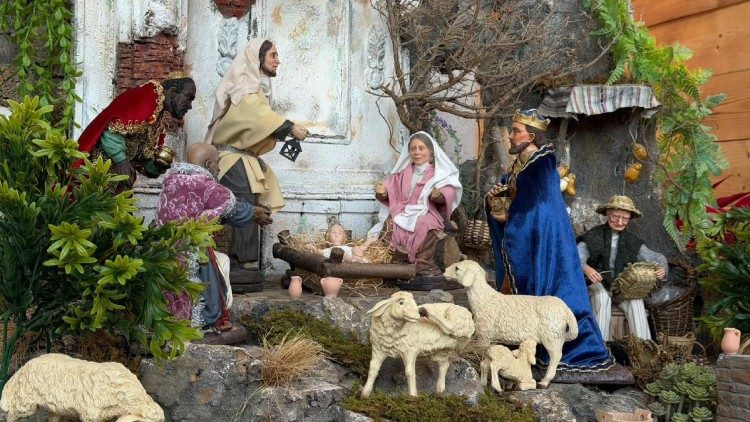 Vaticano: inaugurada a exposição com mais de 130 presépios da Europa e do mundo