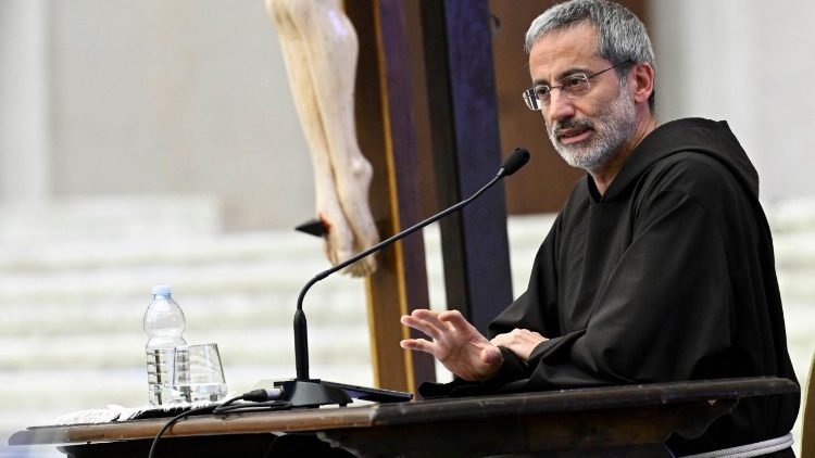 Pe. Pasolini: que a Igreja seja casa de todos, comunhão não é uniformidade