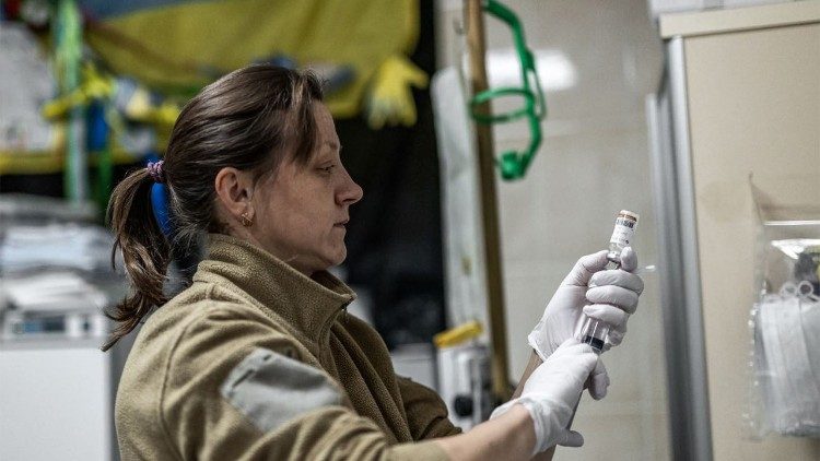 Olena, da Itália à Ucrânia, para estar ao lado dos que morrem na linha de frente