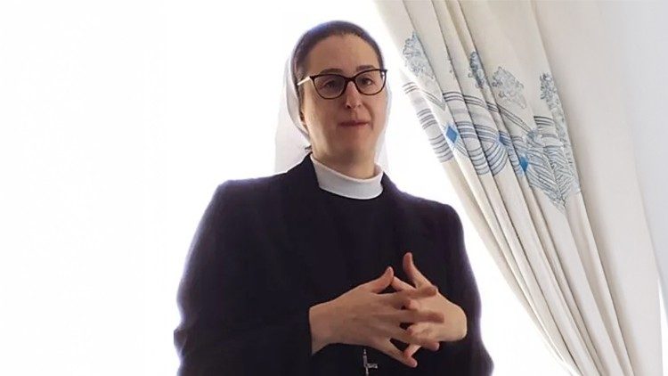 Narrar histórias de fé e esperança nas redes sociais