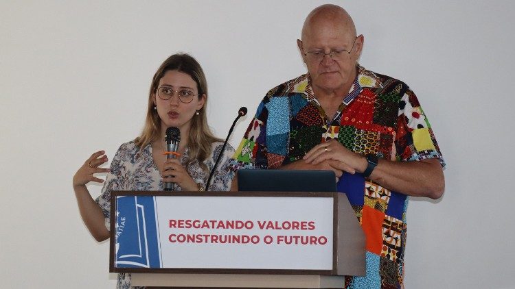 Cabo Verde: Arranca o processo de tradução da Bíblia para a Língua Materna