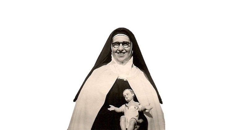 Papa reconhece virtudes heroicas de religiosa brasileira