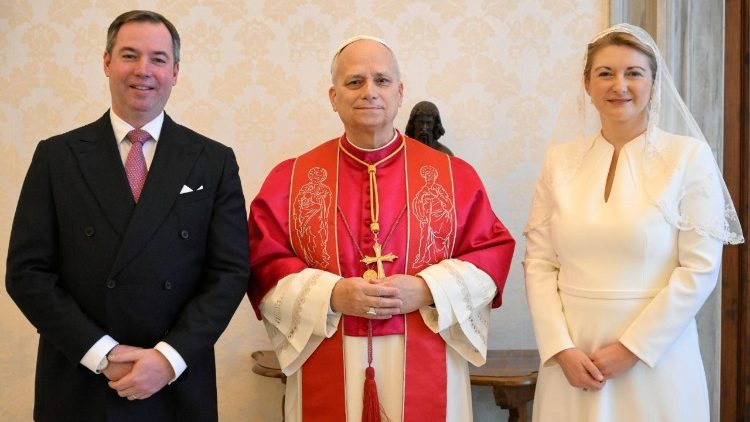 Leão XIV recebe o grão-duque Guilherme e a grã-duquesa Stéphanie de Luxemburgo