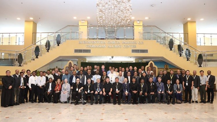 Avepro amplia sua missão, com seminários nos 5 continentes