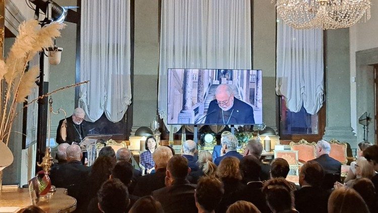 Barriga de aluguel, Gallagher: a pessoa não pode ser objeto de transação