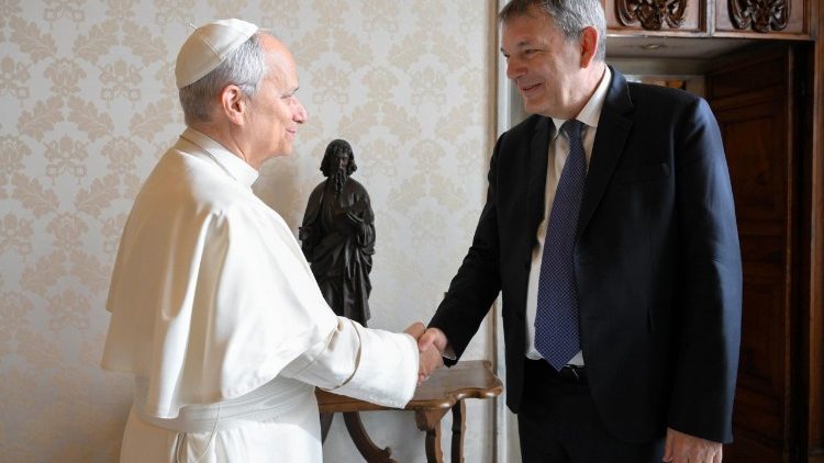 O encontro de Leão XIV com o comissário geral da UNRWA