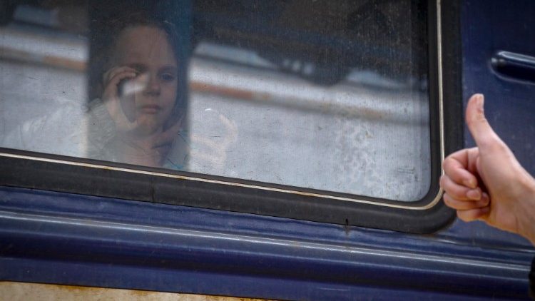 Refugiados ucranianos na UE eram 4,3 milhões em novembro de 2025