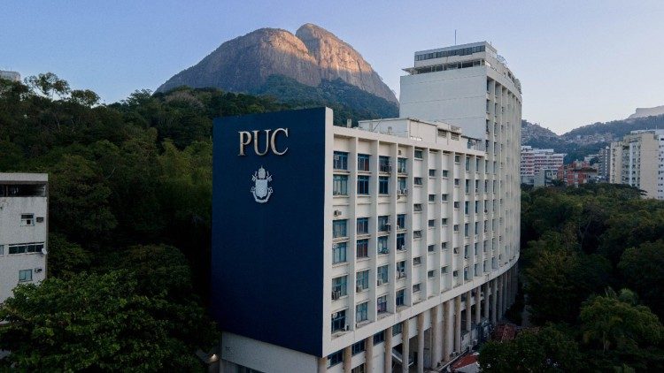 PPG em Teologia da PUC-Rio alcança Nota 6 na CAPES