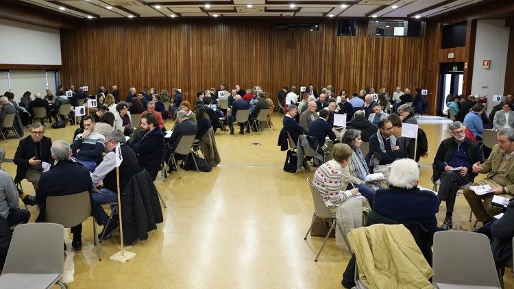 Portugal: participantes no II Encontro Sinodal propõem “uma conversão do olhar e da linguagem”