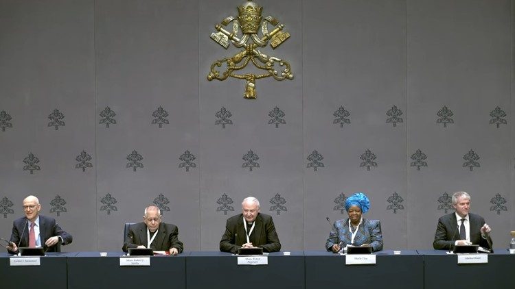 Saúde universal e custos crescentes: o desafio do equilíbrio