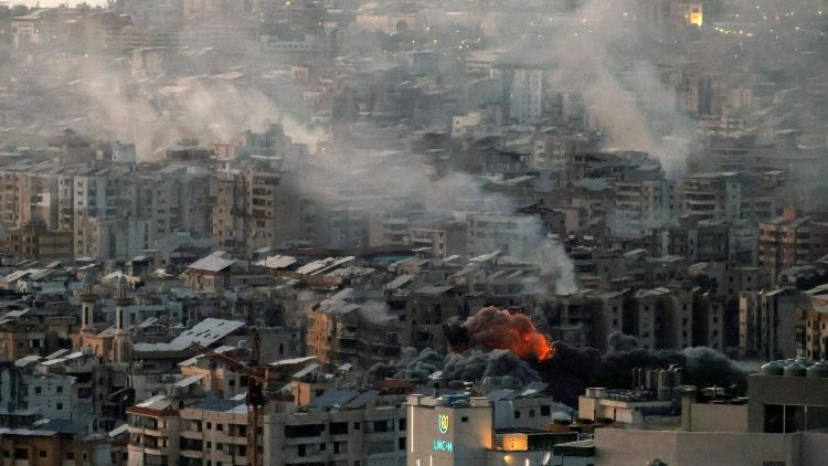 Papa: Oriente Médio, silenciem as armas, espaço ao diálogo e à voz dos povos
