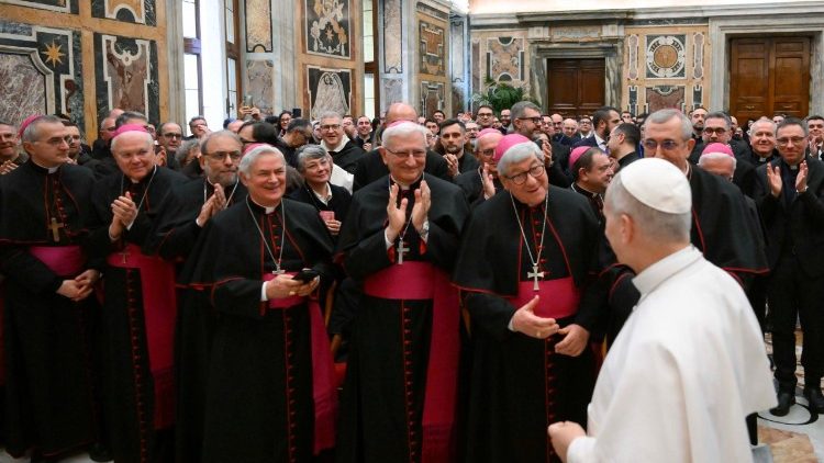 Leão XIV: formação teológica, investimento capaz de neutralizar a lógica da indiferença