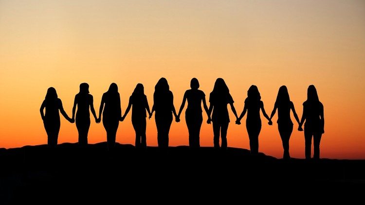 A Mulher: Sacrário da vida e esperança de um mundo novo