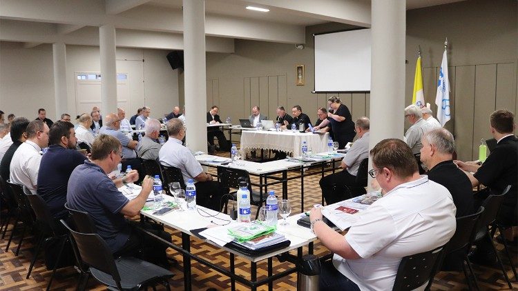 Ação Evangelizadora do Regional Sul 3 da CNBB: os 400 anos das Missões Jesuítico-Guarani e a implementação do Sínodo