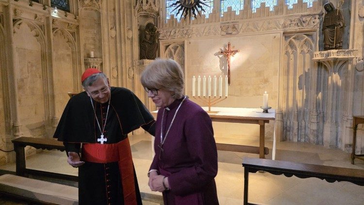 O Papa à nova arcebispa de Cantuária: avante com o diálogo entre os desafios do mundo