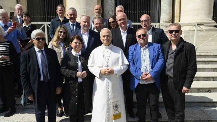 Acordo da mídia do Vaticano com 10 rádios da Polônia: juntos para levar esperança