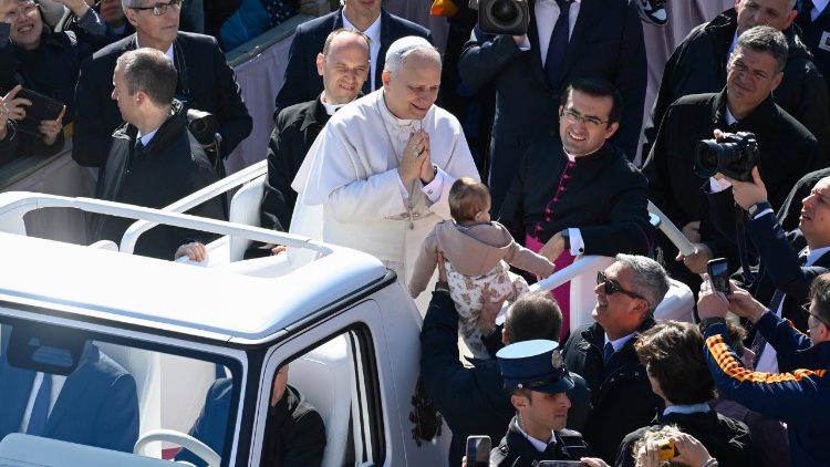 Papa: a Igreja, enquanto comunhão dos fiéis, não pode errar na fé