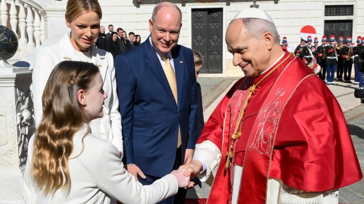 Papa na saudação ao Principado de Mônaco: com Jesus, elaborar boas práticas de fraternidade