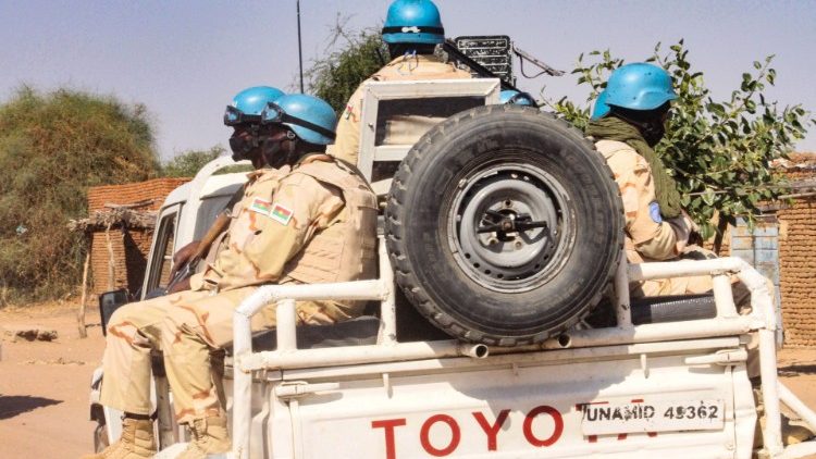 Cresce o mercado de armas no mundo. Não se conhece a situação em África