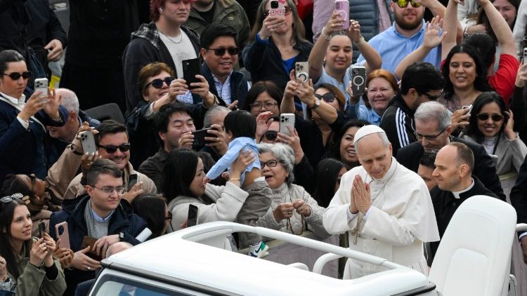 Bispos do Brasil, unidos ao Papa, convocam fiéis a rezar pela paz