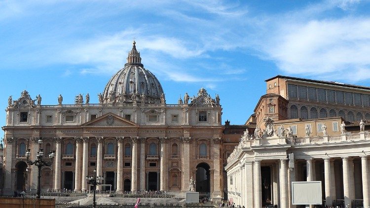 Processo vaticano, declarada “nulidade relativa” da primeira instância. Julgamento será reaberto