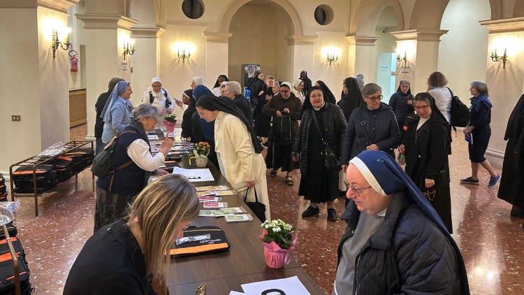 Aberta em Roma a Assembleia da União das Superioras Maiores da Itália, Usmi