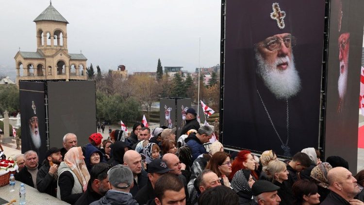 Ilia II, Kirill e cinquenta anos de história russo-soviética