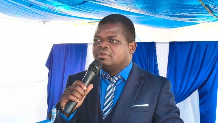 Dia do Jornalista: Padre Cantífula destaca desafios e apela à ética e promoção da paz em Moçambique