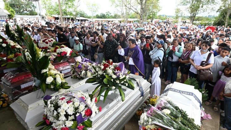 A proximidade do Papa às vítimas do ataque na Colômbia: optar pela paz