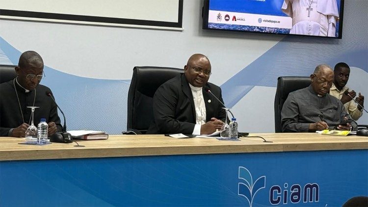 Angola recebe neste sábado a histórica visita do Papa Leão com forte mobilização de fiéis