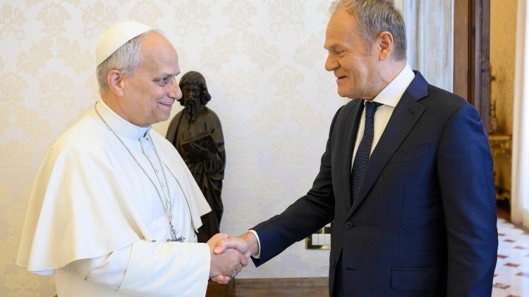Papa recebe em audiência o primeiro-ministro da Polônia